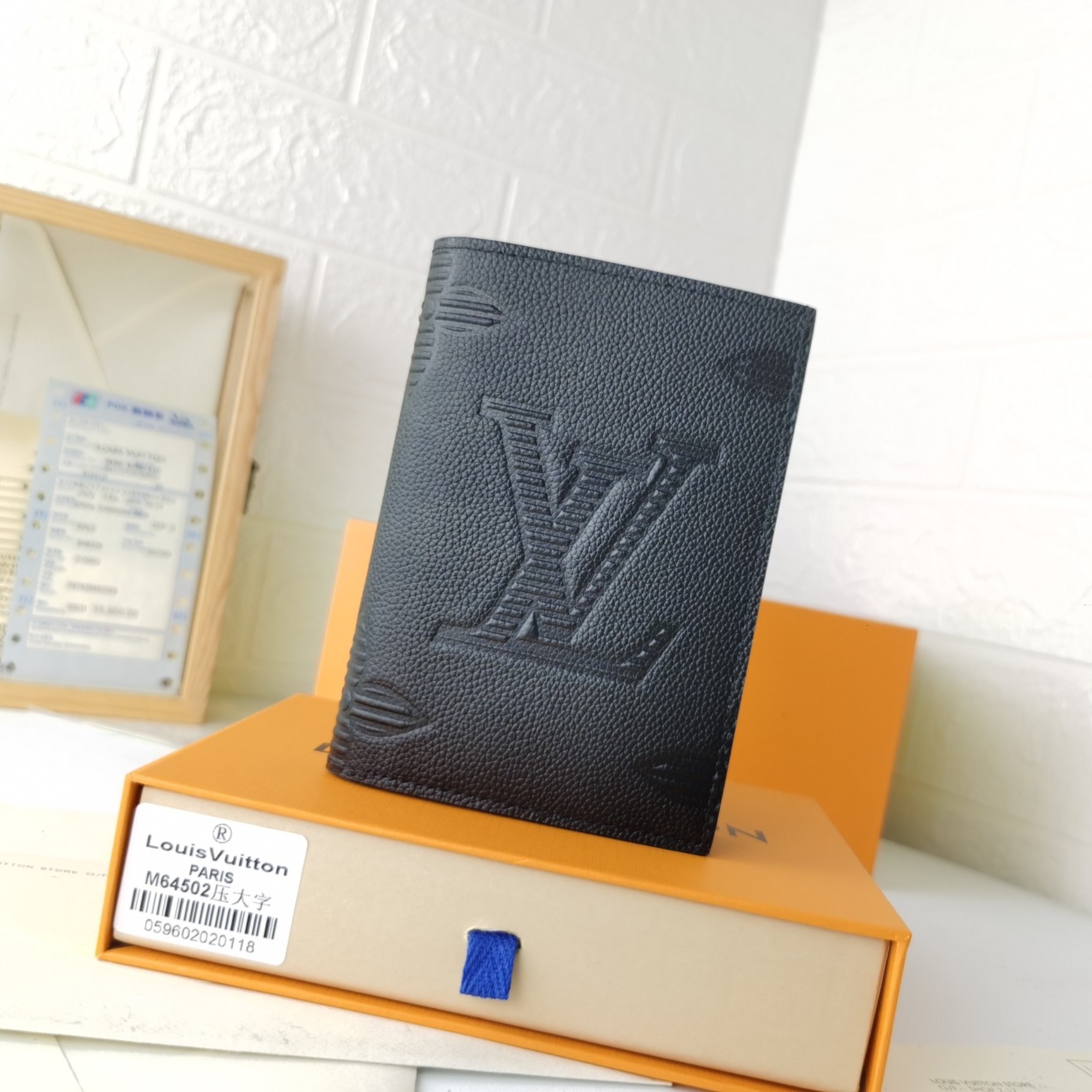 Louis Vuitton Taurillon Shadow Pocket Organizer Wallets - Wallet