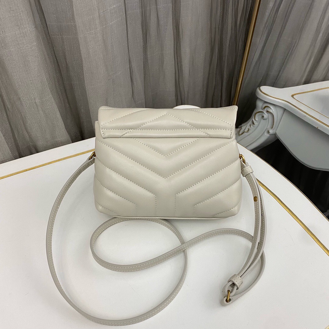 SAINT LAURENT Loulou Toy quilted leather shoulder bag cream - Bag