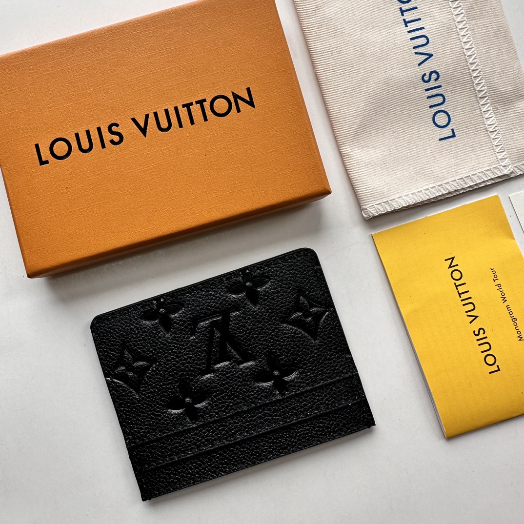 Louis Vuitton Card Holder Black Wallet ﻿