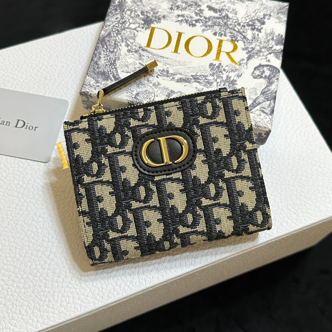Dior Caro Dahlia Wallet -old-fashioned Wallet