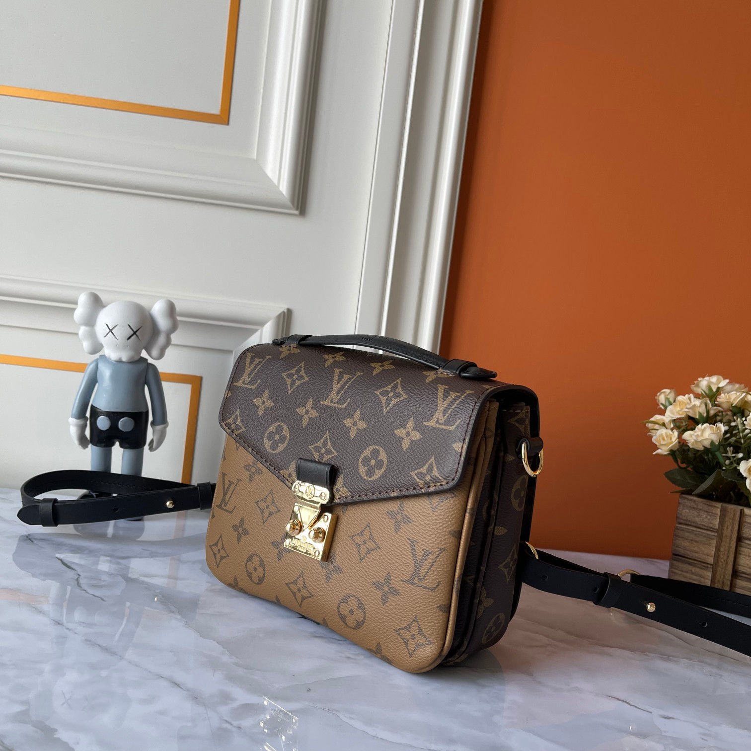 Louis Vuitton Pochette Métis Handbag - Old Flower Brown Bag