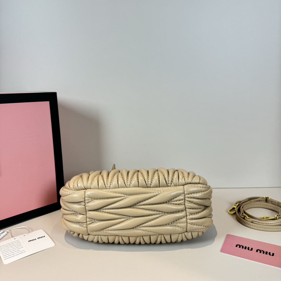 Miu Miu Wander matelassé nappa leather hobo bag handbag - Bag