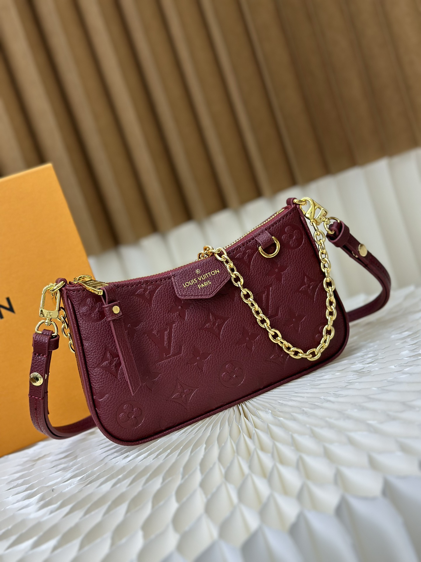 Louis Vuitton Easy Pouch On Strap Handbag - Red