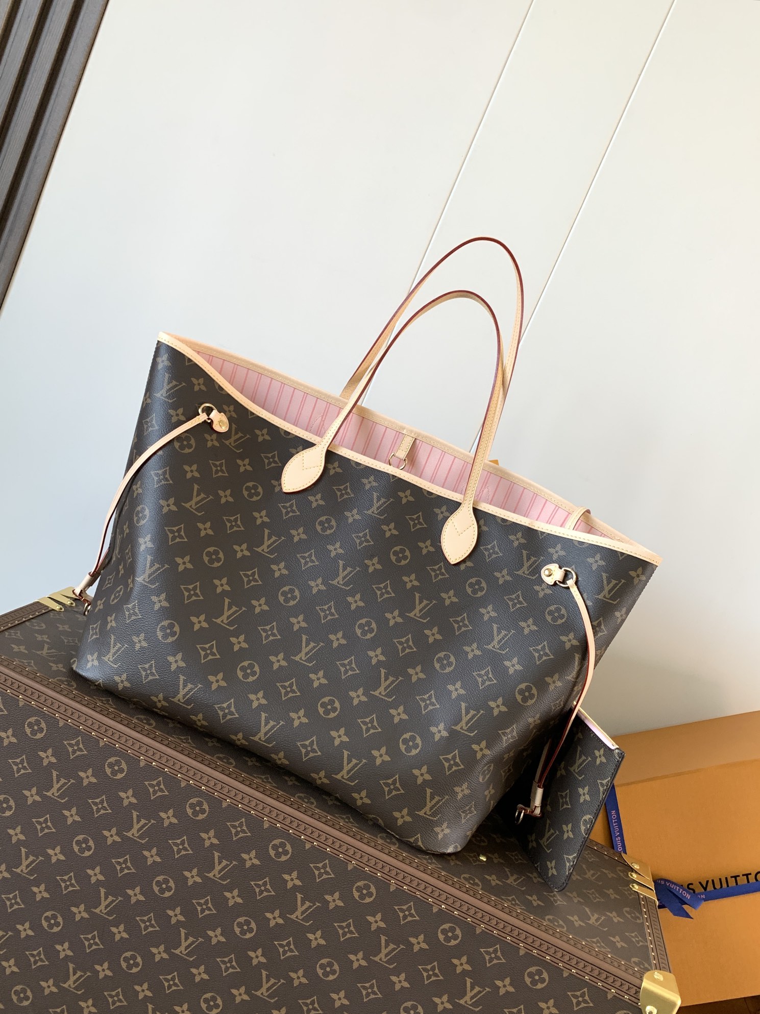 Louis Vuitton Neverfull GM Classic Bag
