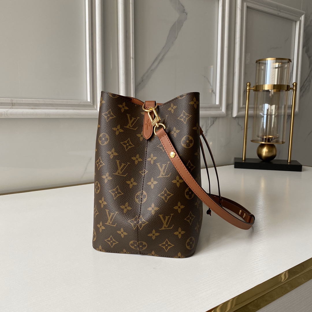 Louis Vuitton LV NeoNoe MM Bucket Bag