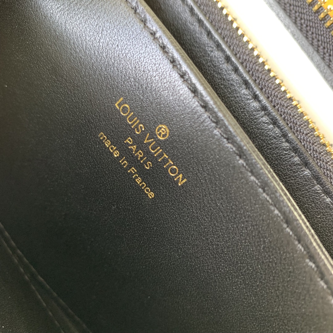 Louis Vuitton LV Wallets - Wallet