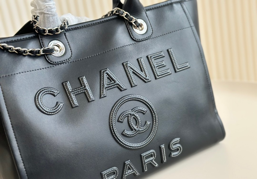 Chanel Shopping Tote Bag Mixed Fibres, Calfskin & Silver-Tone Metal-Black - Bag