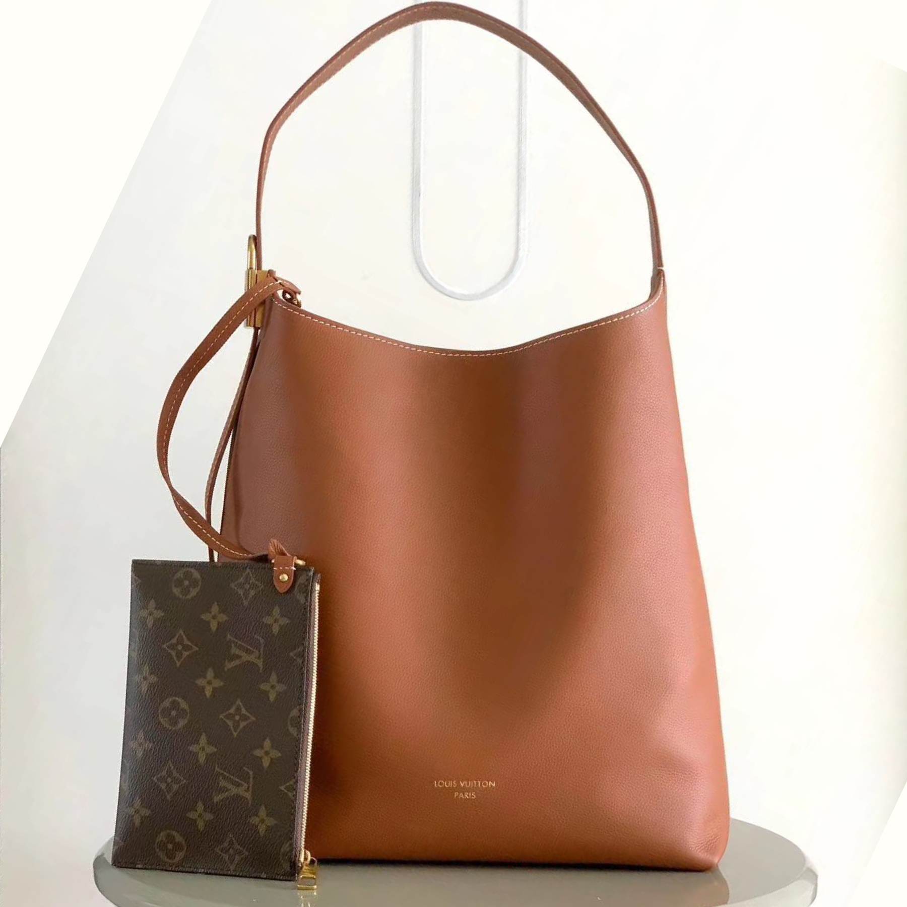 LOUIS VUITTON LV Low Key Hobo MM