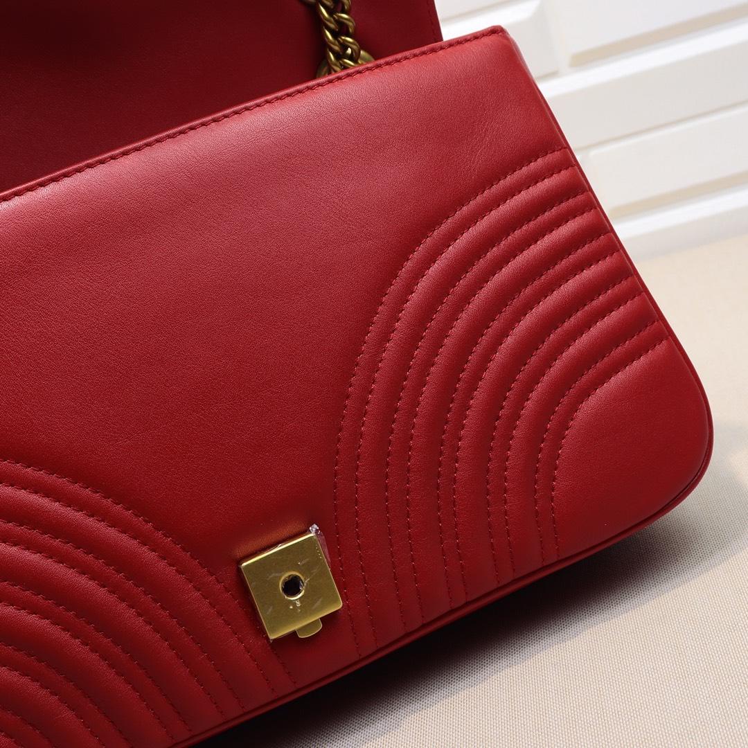 Gucci GG Marmont Small Shoulder Bag in red leather - Bag