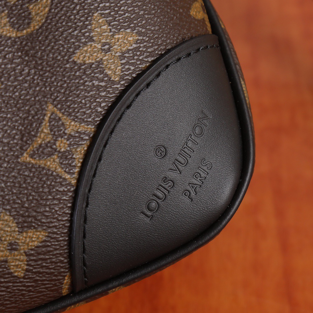 LOUIS VUITTON LV Monogram Boulogne NM Black - Bag