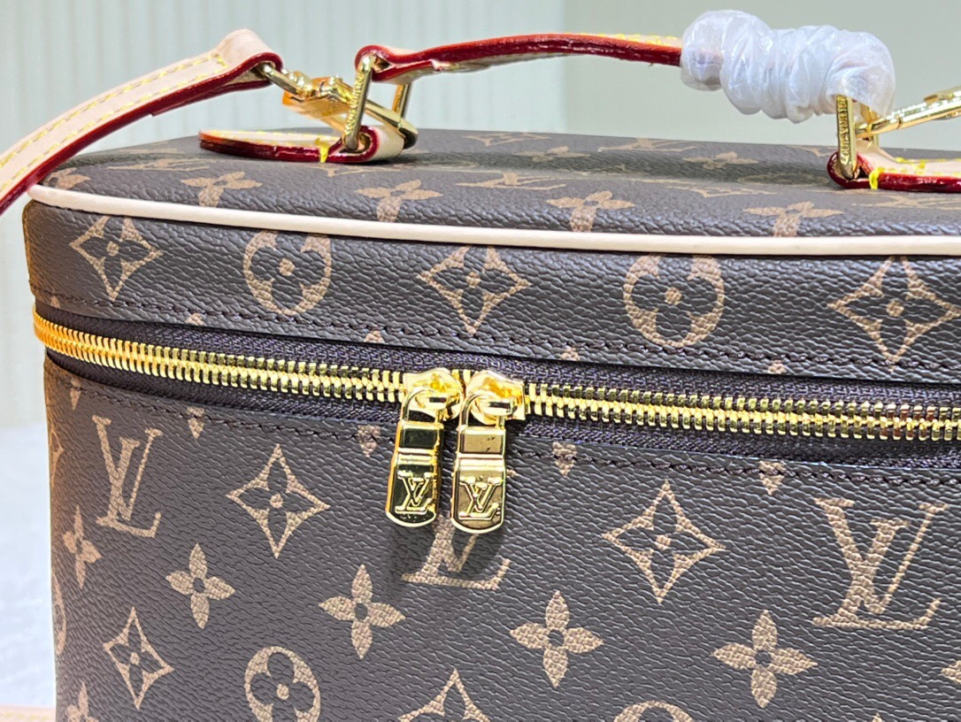 Louis Vuitton Monogram Nice BB Brown - Bag
