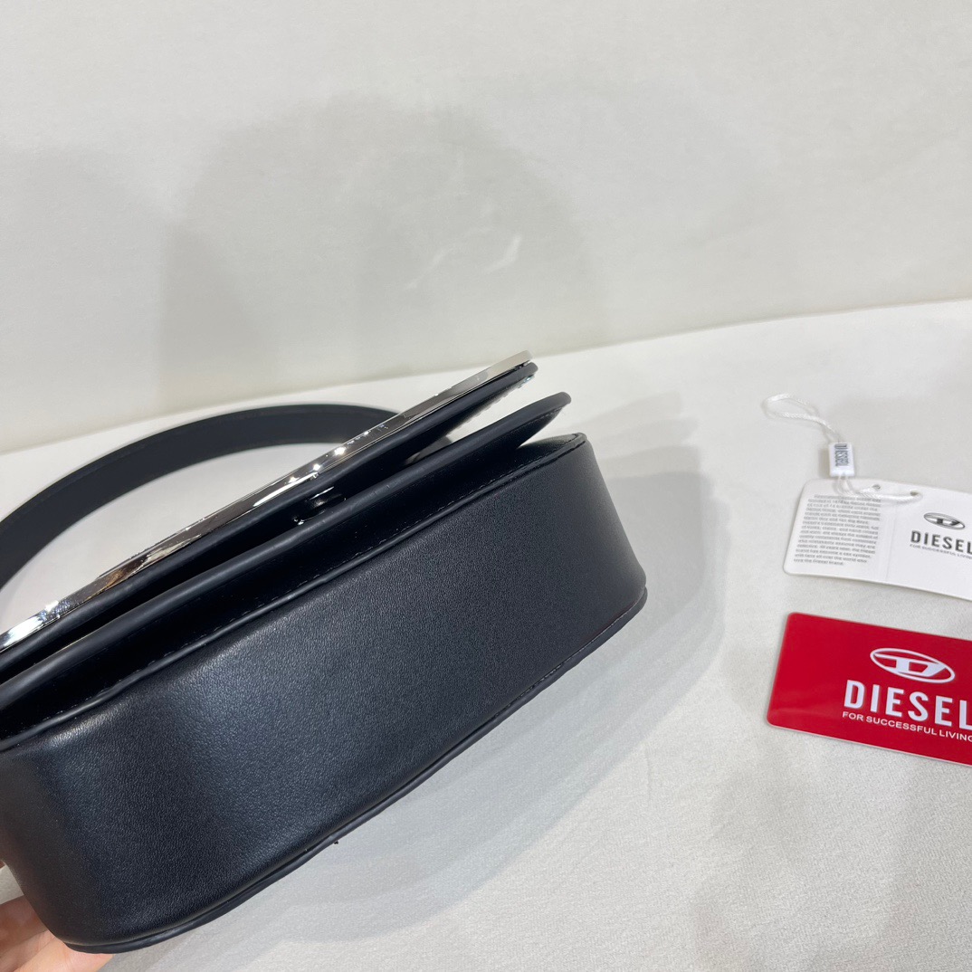 Diesel 1DR Shoulder Bag - Black - Bag
