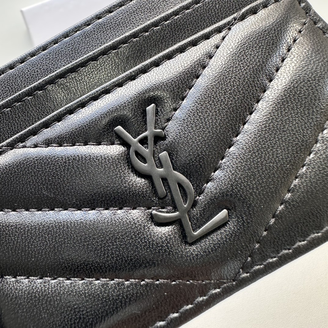 Saint Laurent CASSANDRE MATELASSÉ card case in lambskin -Black Wallet