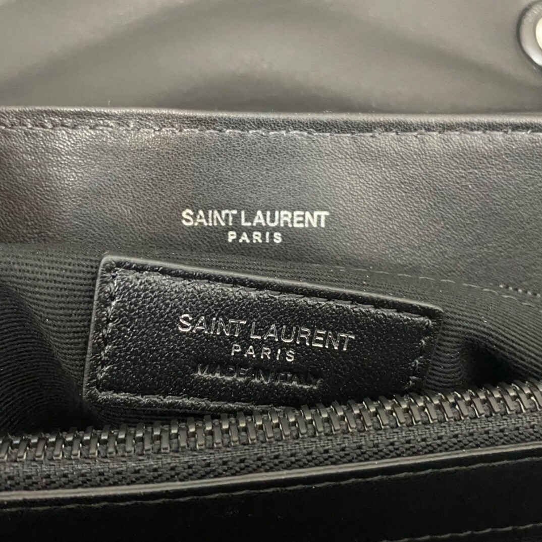 SAINT LAURENT Loulou medium quilted leather shoulder bag black - Bag
