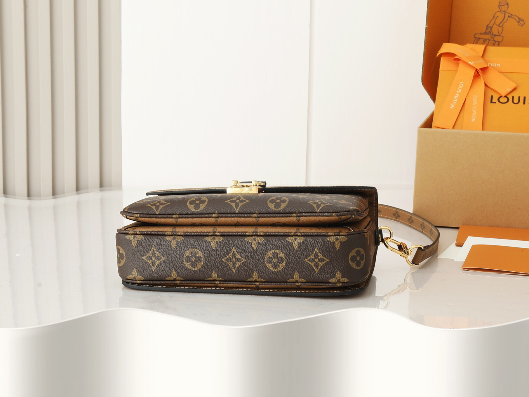 Louis Vuitton Pochette Métis Handbag