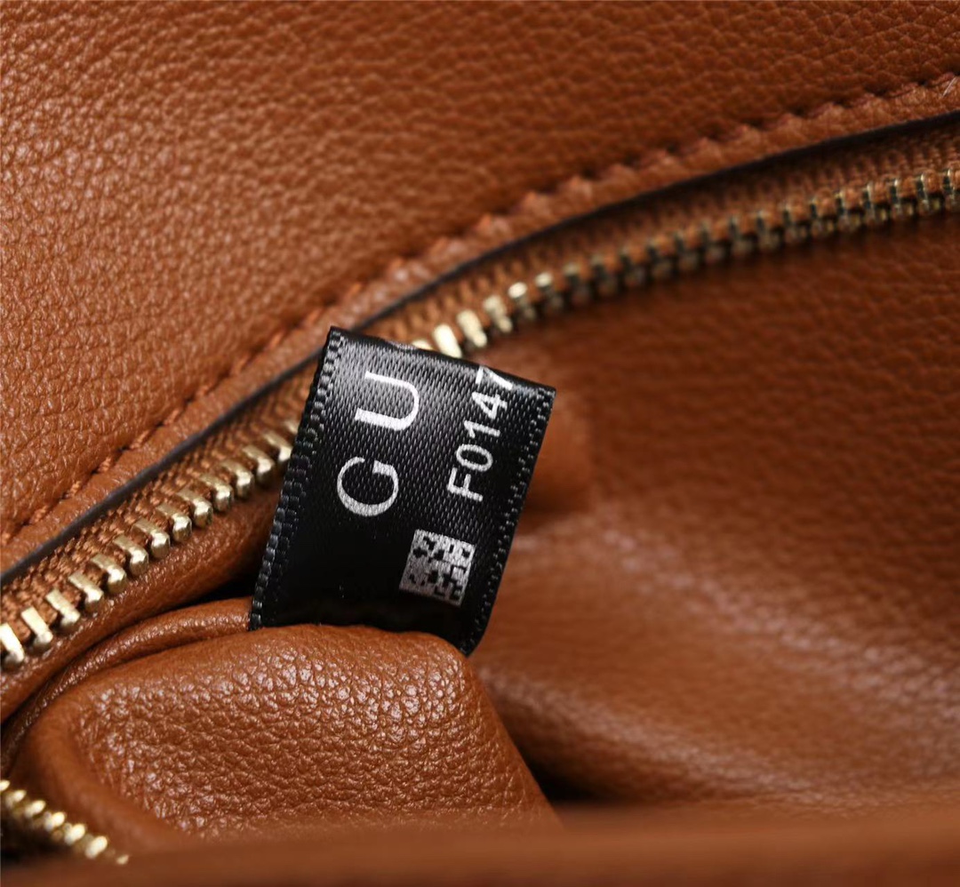 GUCCI Blondie Mini Bag