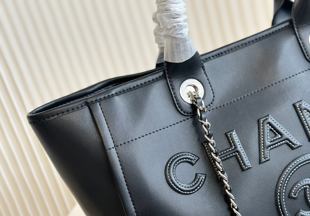 Chanel Shopping Tote Bag Mixed Fibres, Calfskin & Silver-Tone Metal-Black - Bag
