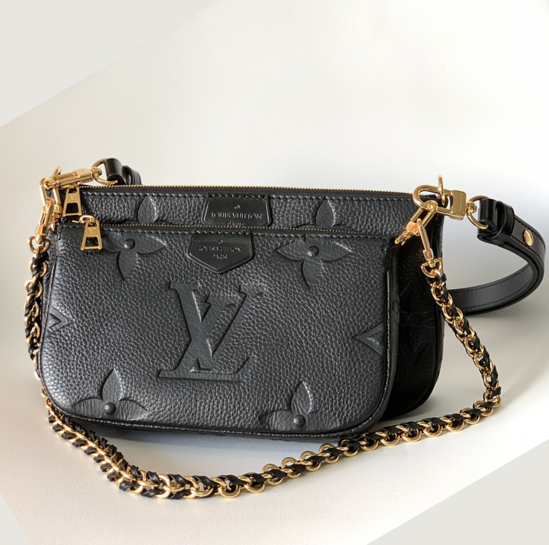 Louis Vuitton Multi Pochette Accessoires Crossbody Black Bag