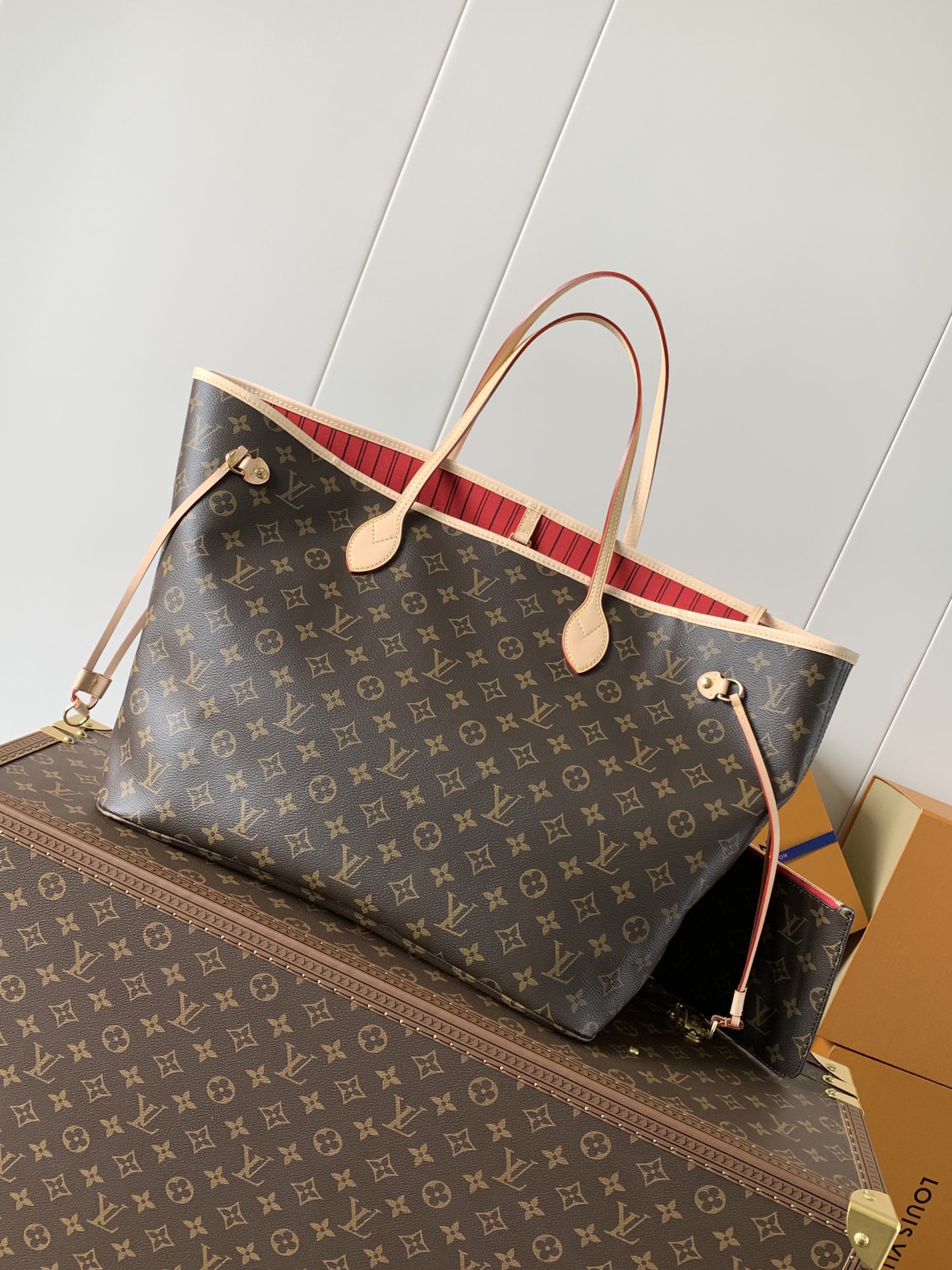 Louis Vuitton Neverfull GM Classic Bag