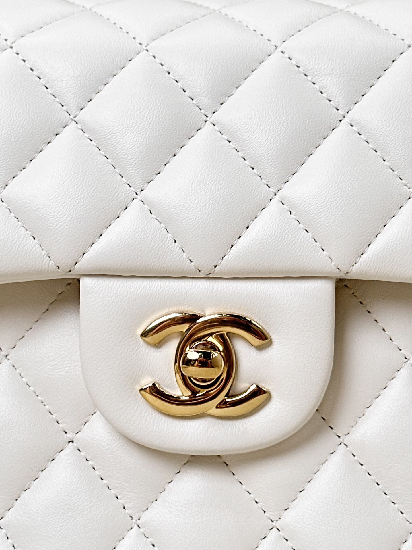 Chanel Classic Double Flag Bag White Leather Shoulder Bag