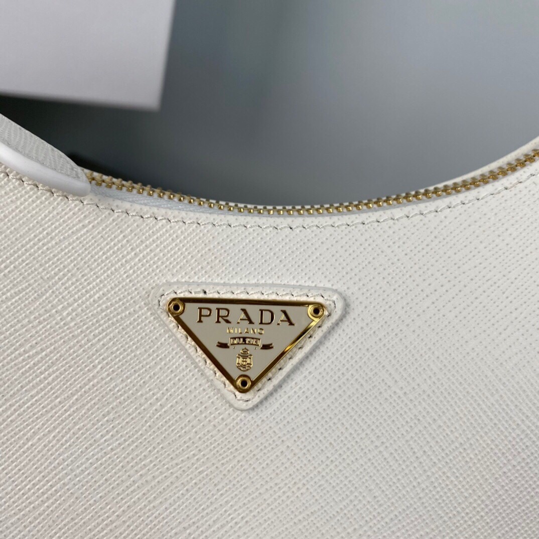 Prada Re-Edition 2005 Saffiano Leather Bag