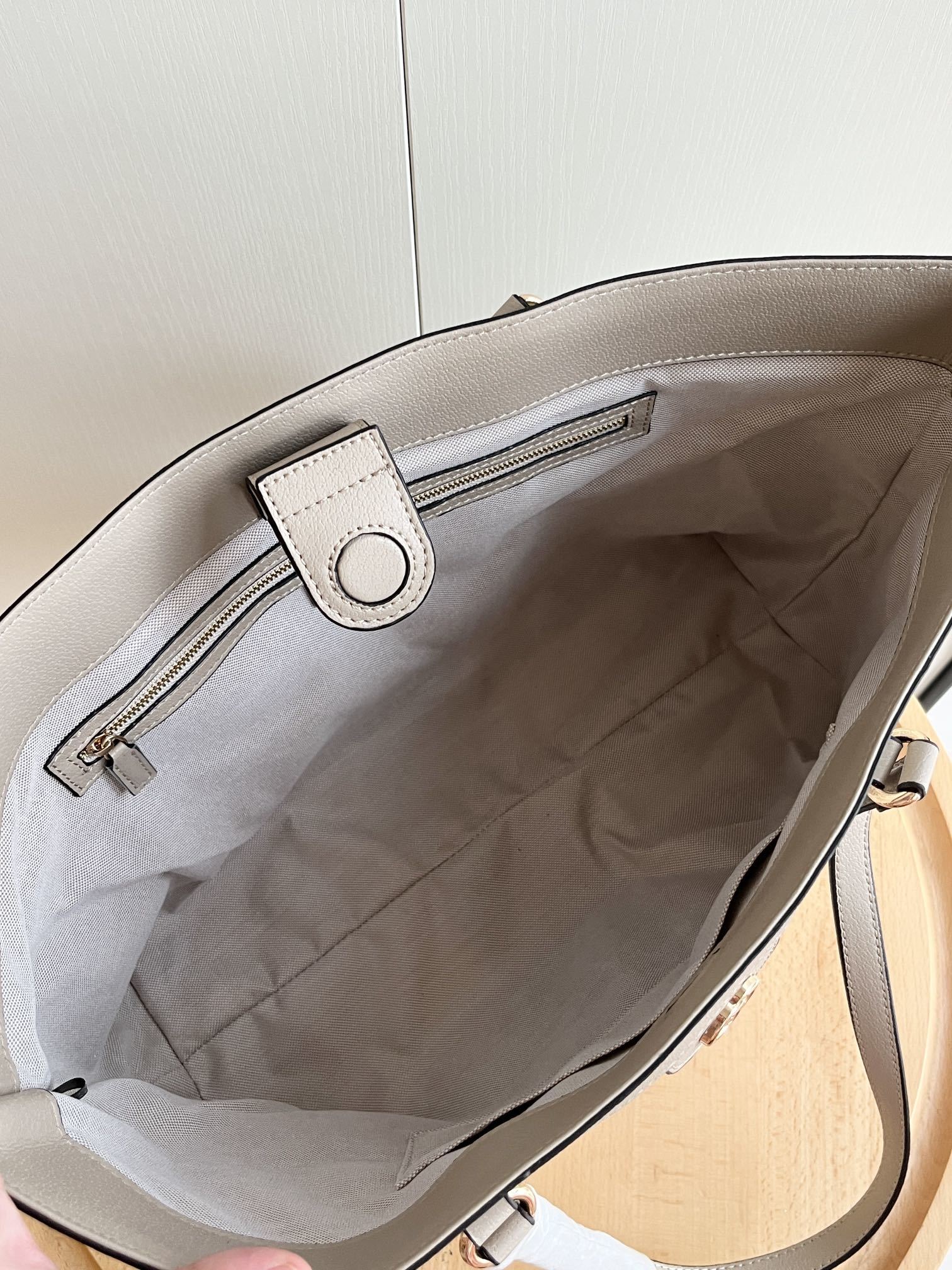 Gucci Ophidia medium tote bag Beige- Bag