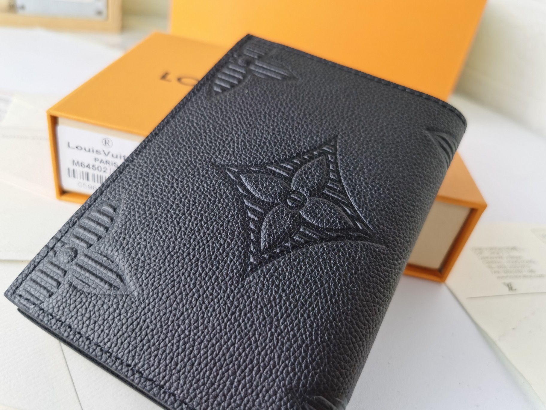 Louis Vuitton Taurillon Shadow Pocket Organizer Wallets - Wallet