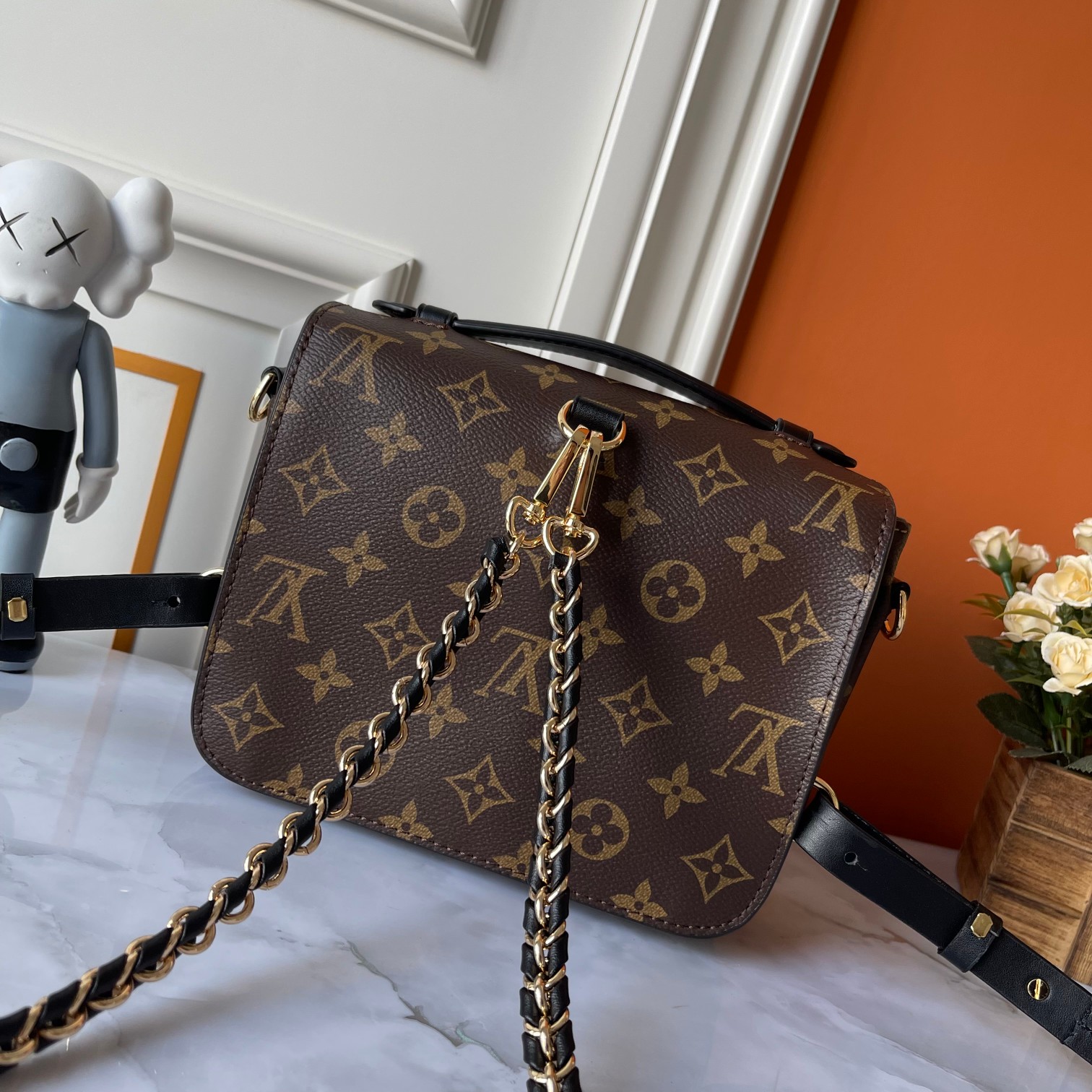 Louis Vuitton Pochette Métis Handbag - Old Flower Brown Bag