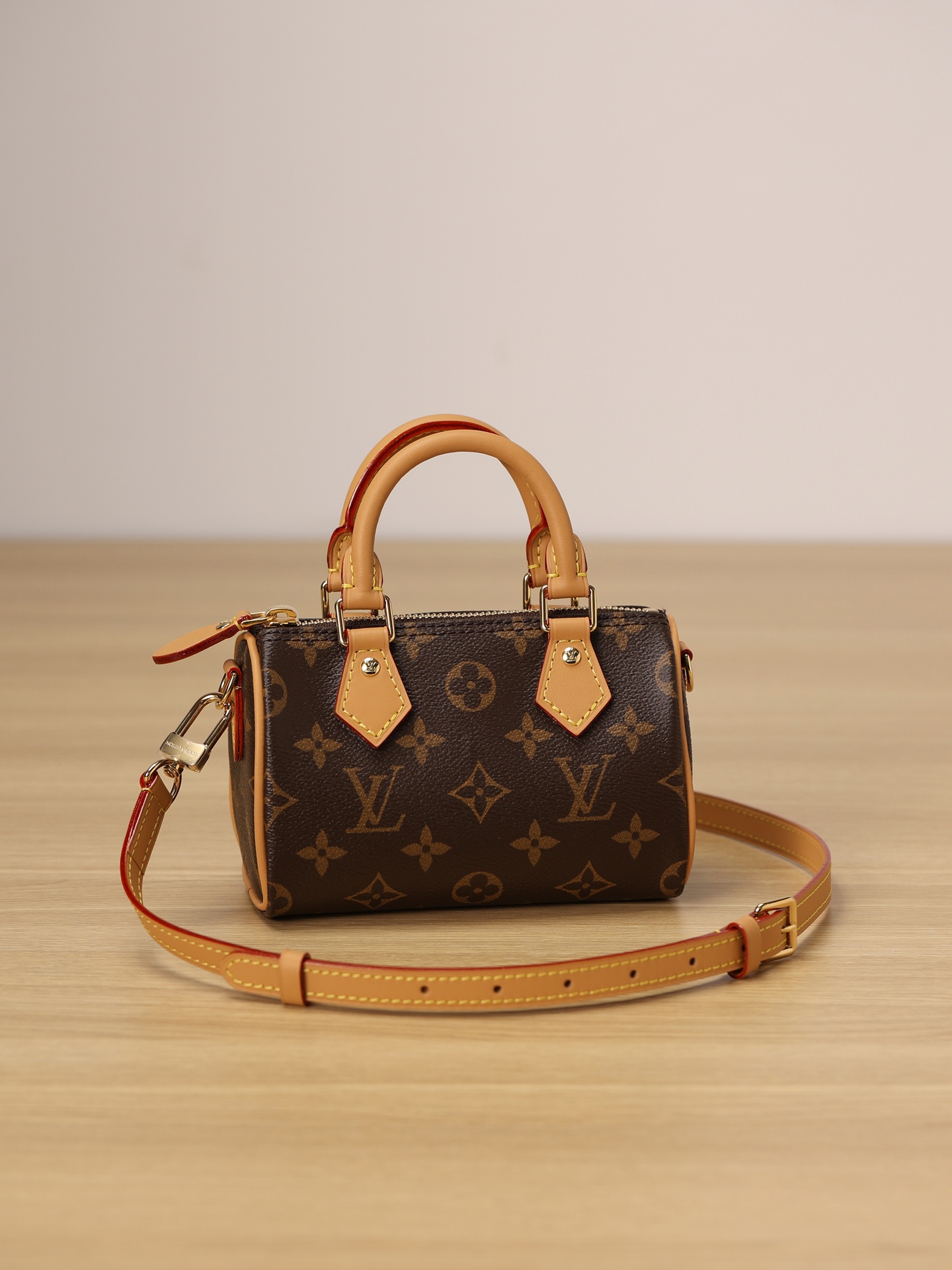 Louis Vuitton Nano Speedy - Bag
