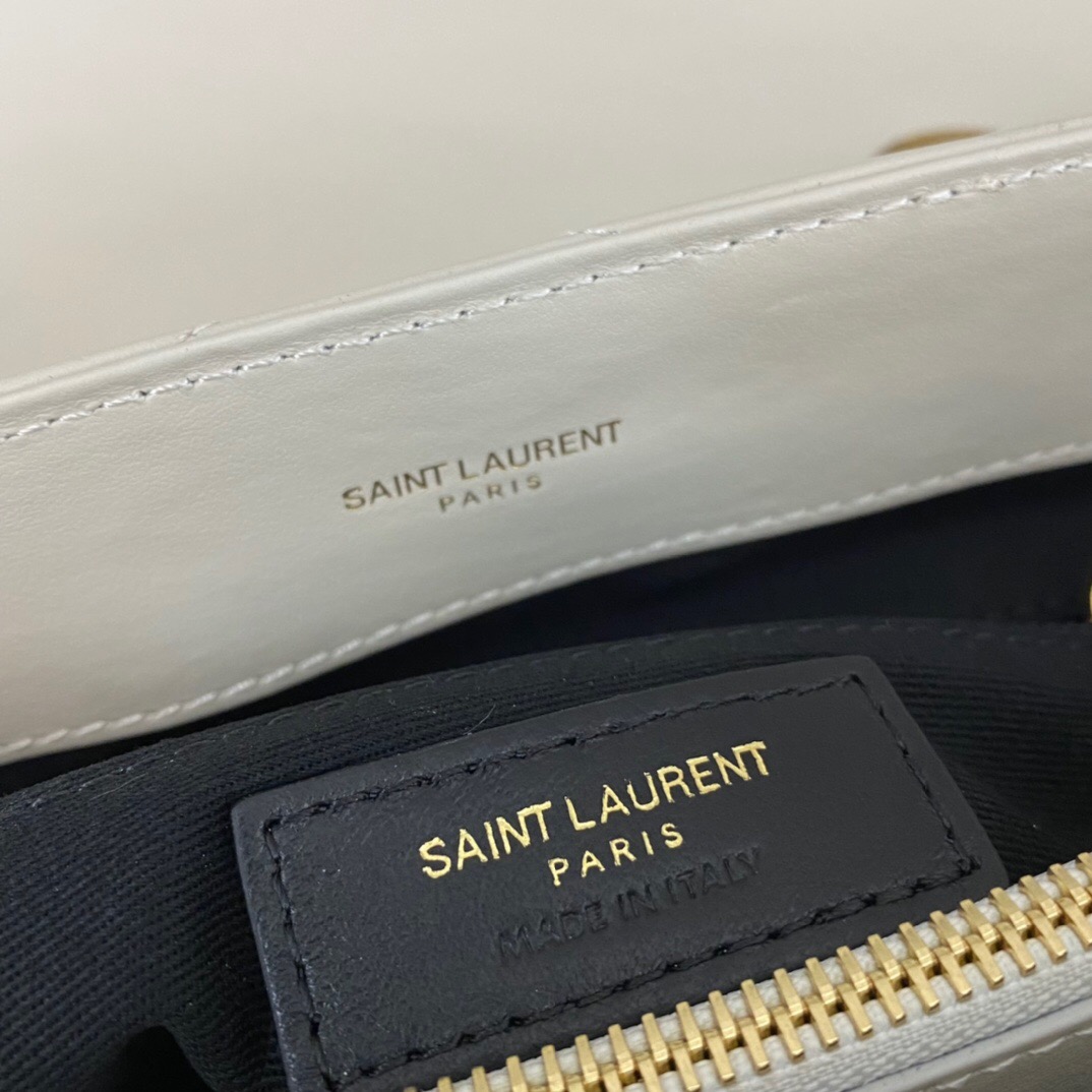 SAINT LAURENT Loulou medium quilted leather shoulder bag white - Bag