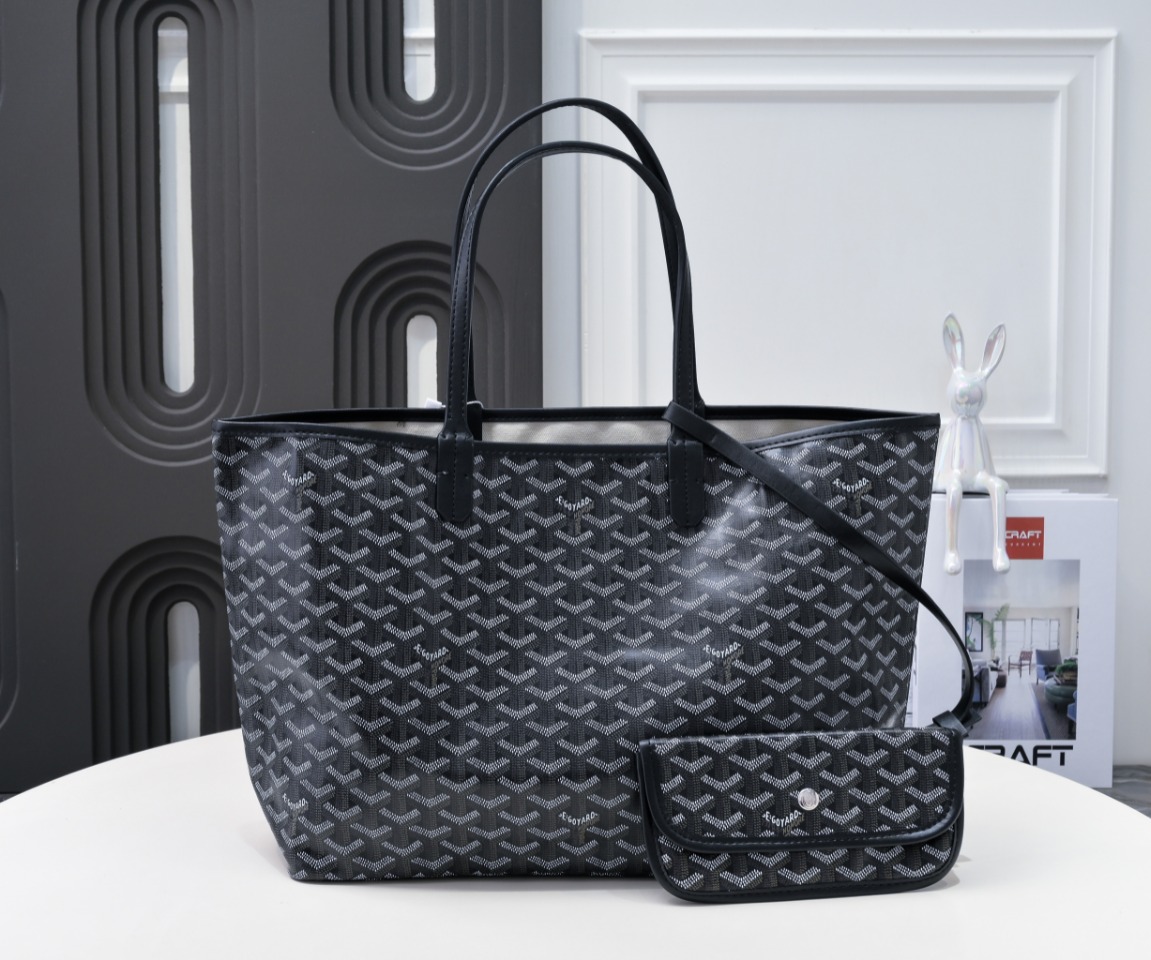 Goyard Saint Louis Bag Black - Bag