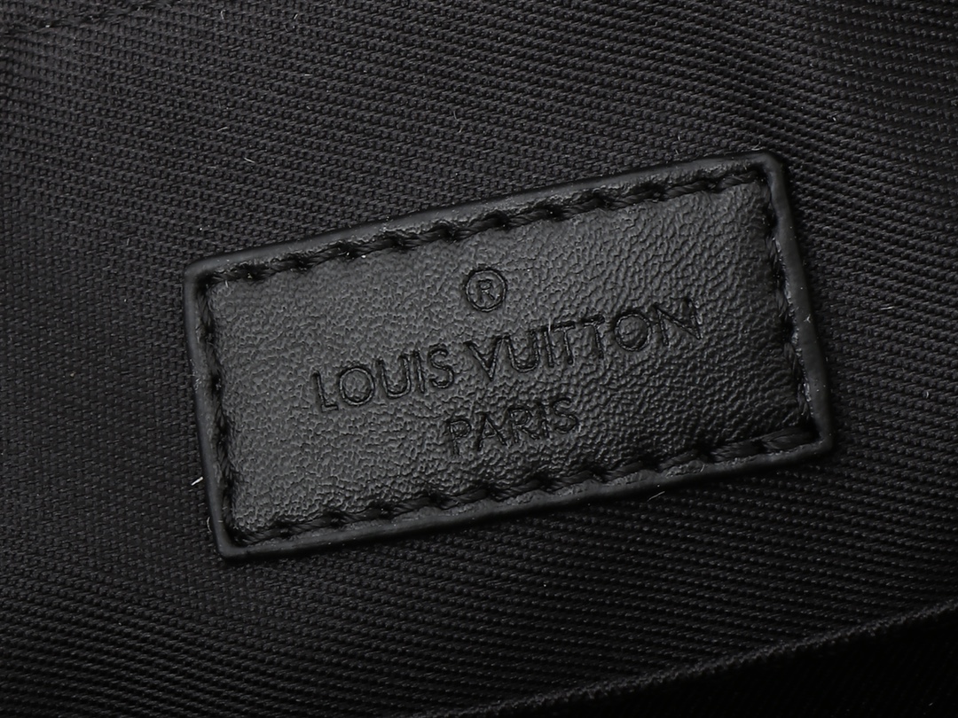 Louis Vuitton Pochette Accessoire XL Dark Black - Bag