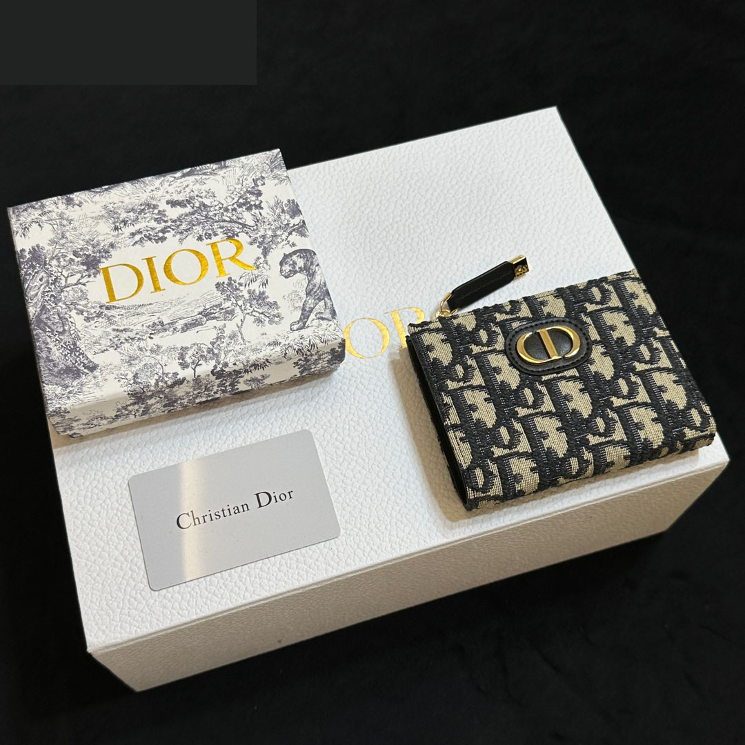 Dior Caro Dahlia Wallet -old-fashioned Wallet