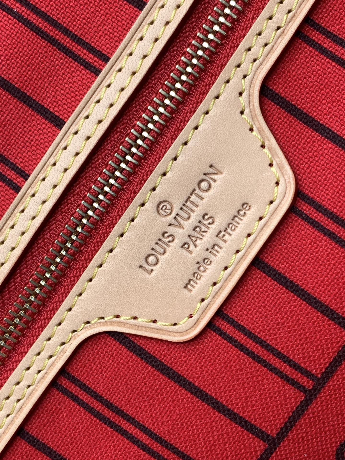 Louis Vuitton Neverfull GM Classic Bag