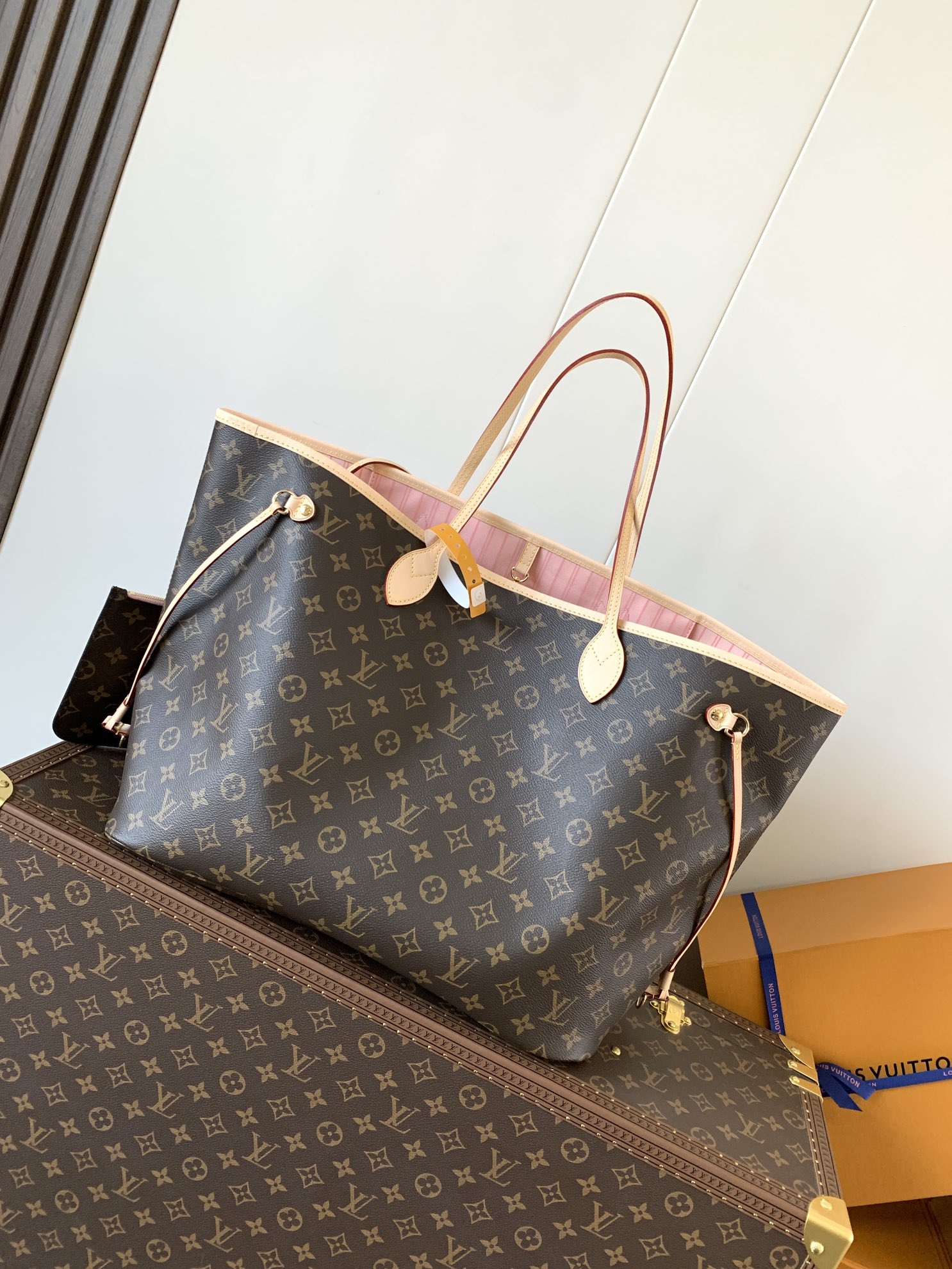 Louis Vuitton Neverfull GM Classic Bag
