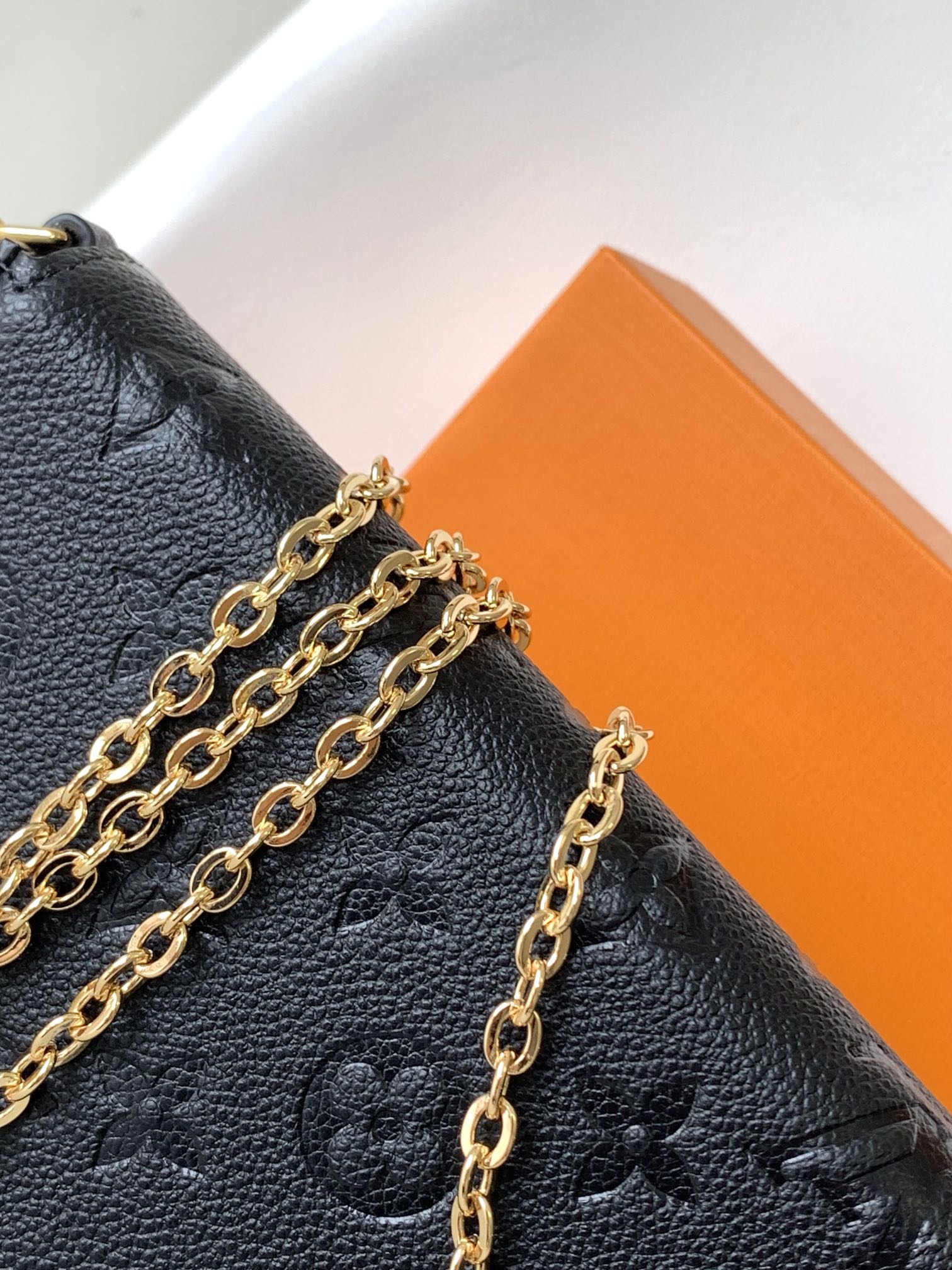 Louis Vuitton LV Pochette Felicie clutch bag