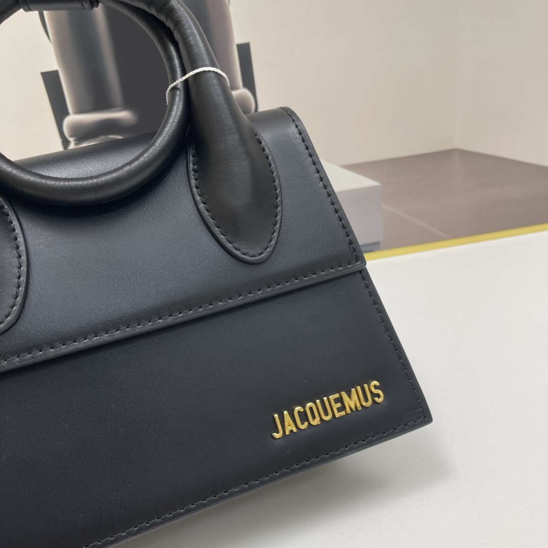 Jacquemus Le Chiquito Noeud Tote Bag