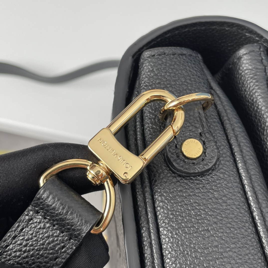 Louis Vuitton Empreinte Monogram Leather Black Pochette Métis - Bag