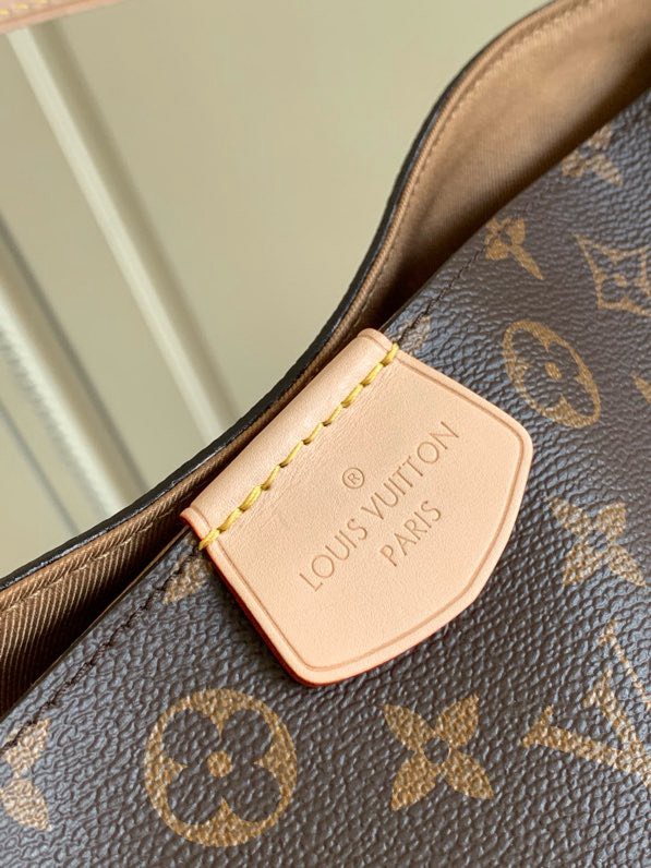 Louis Vuitton Graceful MM Monogram Canvas Shoulder Bag