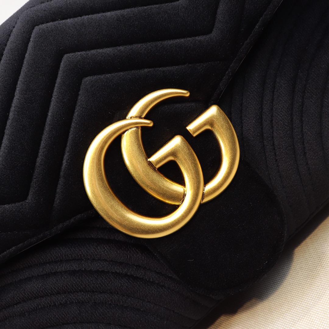 Gucci GG Marmont Shoulder Bag