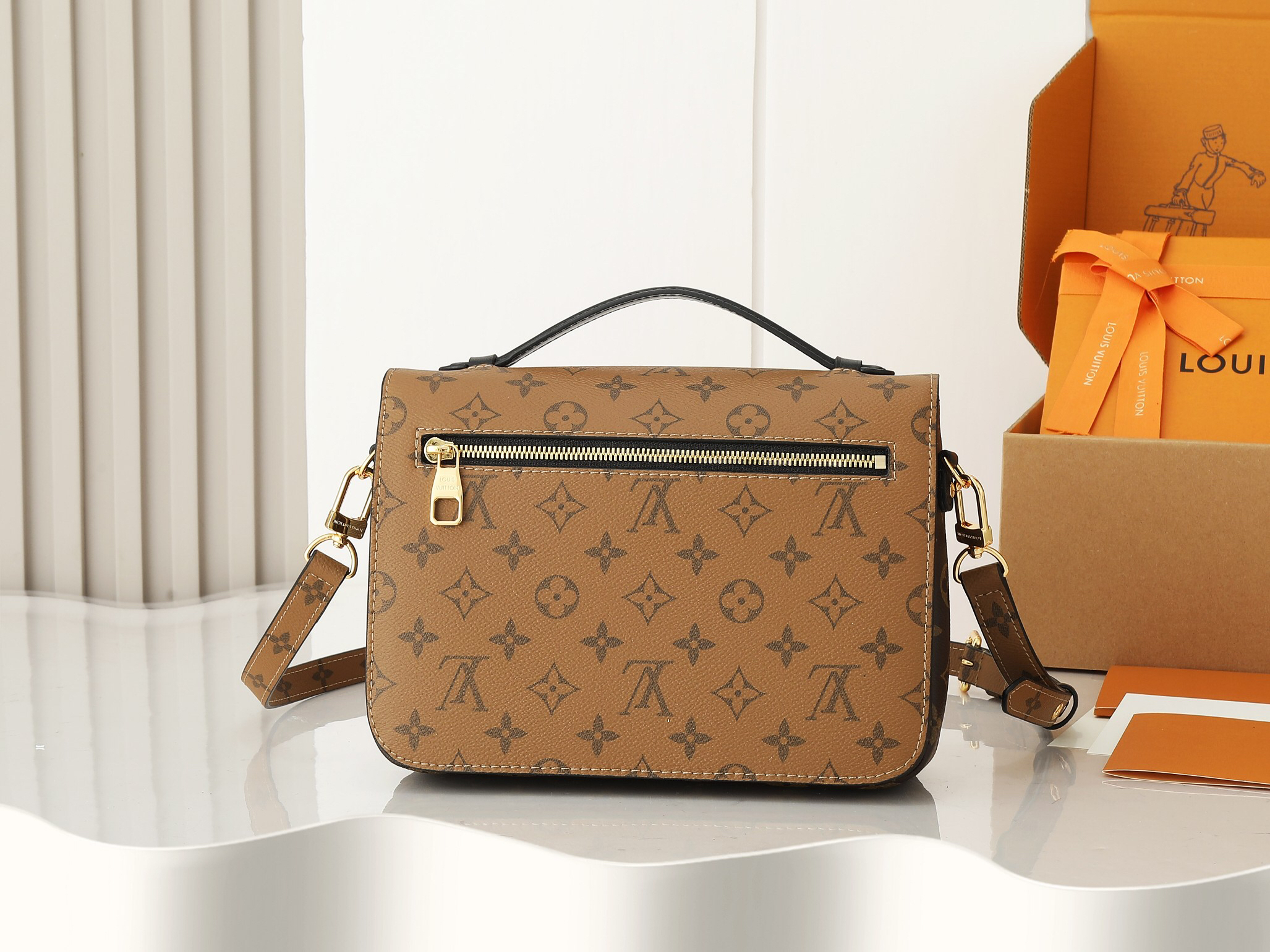 Louis Vuitton Pochette Métis Handbag