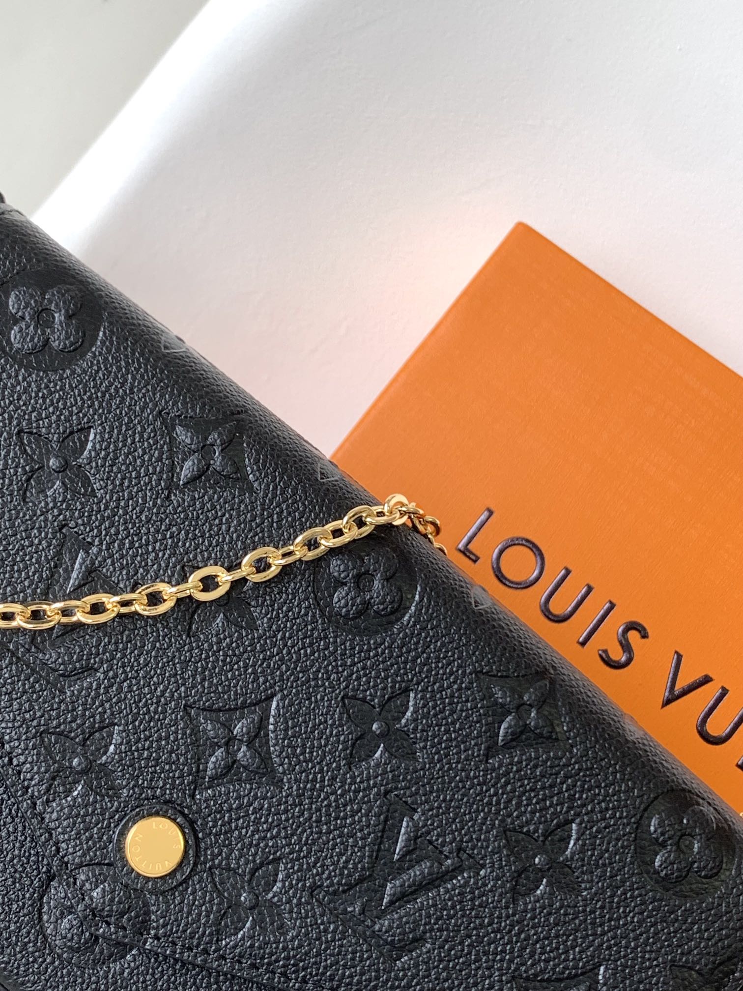 Louis Vuitton LV Pochette Felicie clutch bag